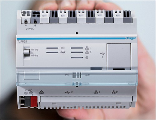 Obr. 9. Řídicí modul systému KNX „easy“