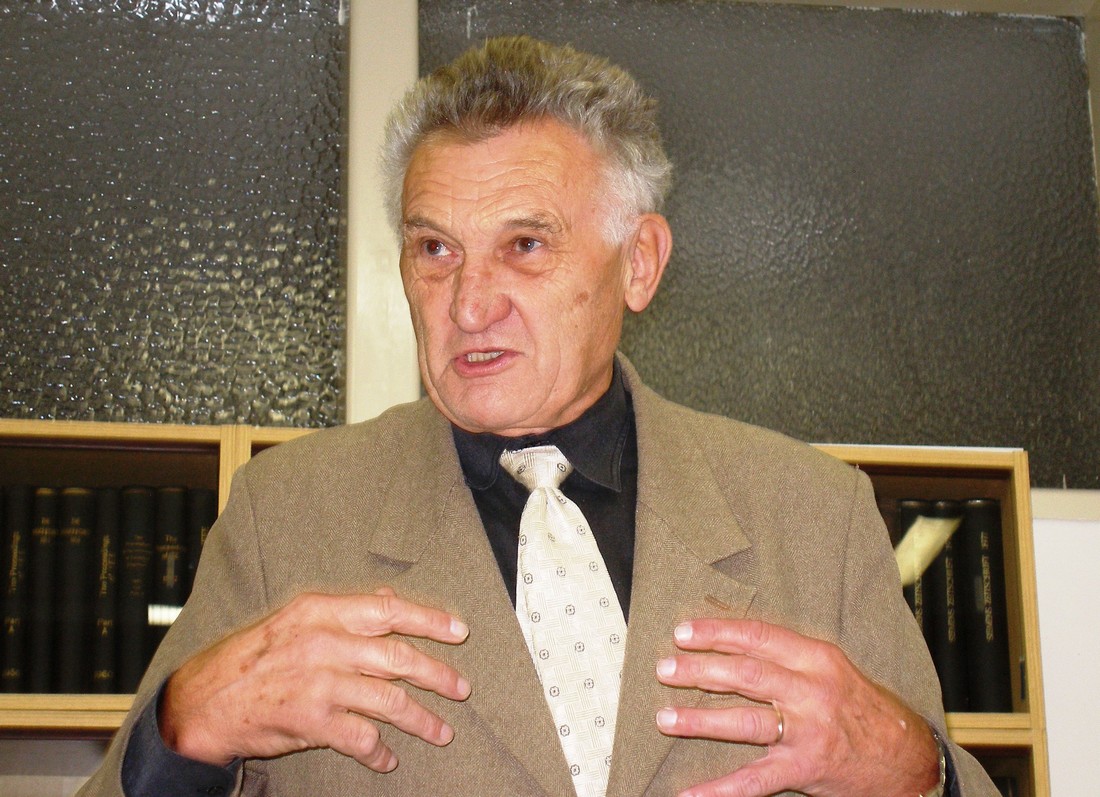 Odešel profesor Jiří Pavelka