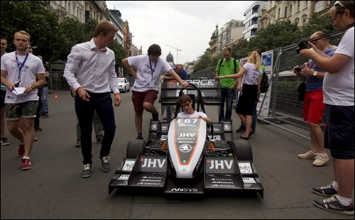 ČVUT eForce FEE Prague Formula na Václavském náměstí