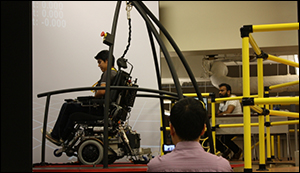 Robotický invalidní vozík na soutěži Cybathlon