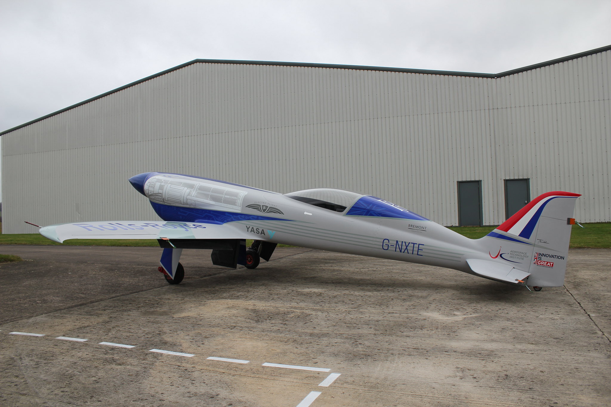 Rolls-Royce electric plane