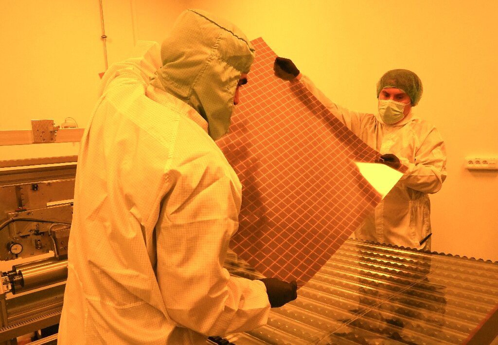 Polish perovskite solar panels