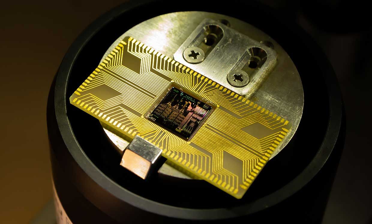 Supravodivé mikroprocesory