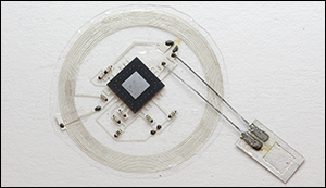 Odbouratelná elektronika pomáhá při zranění