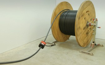 RM35 s odvíječem RUNPOLIFTER 4500 a kabelem 1 x 300 mm²