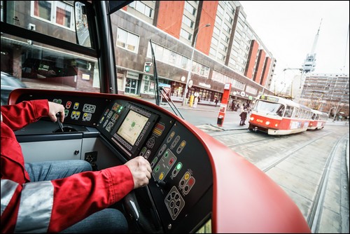 družicové navigace na pražské tramvaje může zvýšit jejich bezpečnost