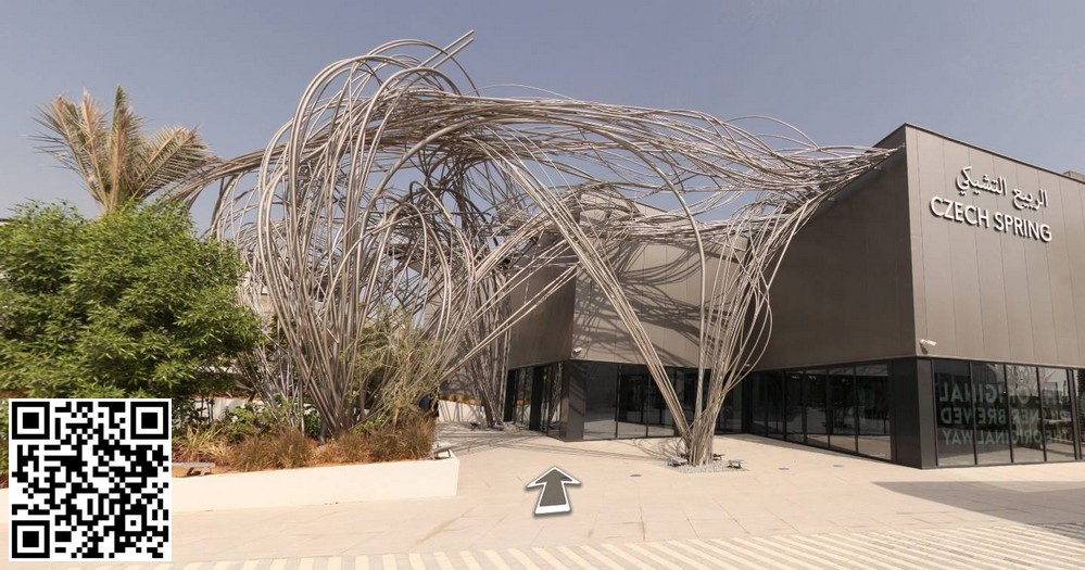 Unikátní dynamicky vyhlížející pavilon Czech Spring na EXPO 2020 v Dubaji prezentuje moderní technologie jimiž vévodí S.A.W.E.R. – generátor vody z pouštního vzduchu