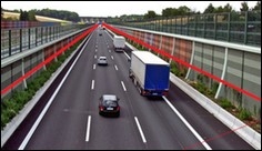 Svodidla doplněná o světelné moduly pomůžou zvýšit bezpečnost na českých silnicích