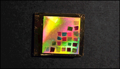 Mirrored chip could enable handheld dark-field microscopes