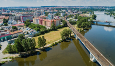 Městská část Praha 7 vyhlásila architektonickou soutěž na nový park v Holešovicích
