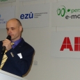 Smart House – elektromobil v roli zásobníku energie pro rodinný dům - Ing. Miroslav Kuželka, ABB s.r.o.