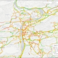 Mapa průměrné rychlosti cyklistů v Praze získaná analýzou zaznamenaných projetých tras.