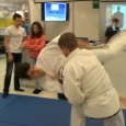 demonstrace sebeobrany (judo) v expozici Bezpečnostně právní akademie, s. r. o., střední škola (Hloubětínská 26, Praha 9)